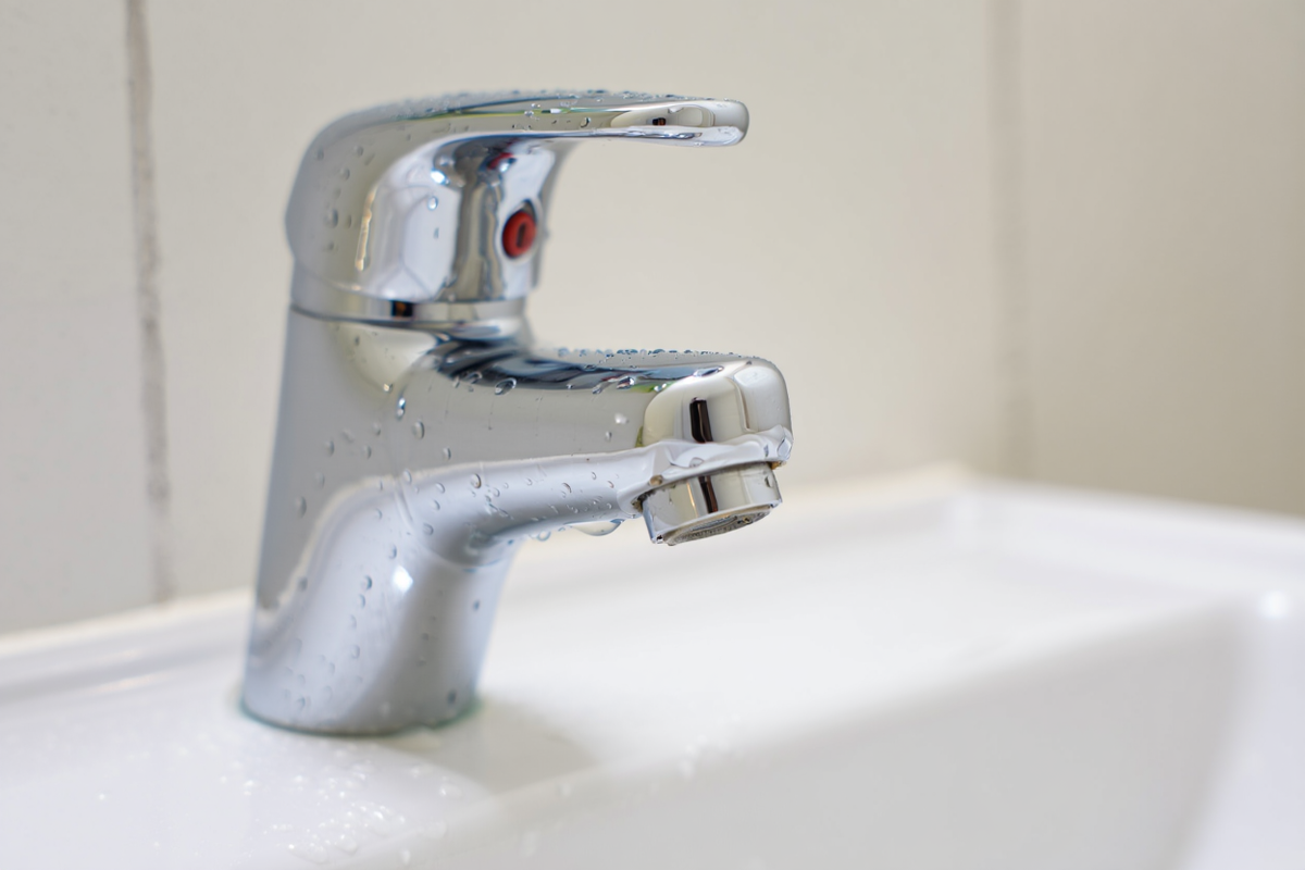    Фото: сгенерировано ИИ, источник: reve.art