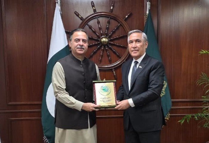 Встреча Атаджана Мовламова с Мухаммадом Джунаидом Анваром, 1 сентября, 2025 г., Пакистан (Фото: Посольство Туркменистана в Пакистане)