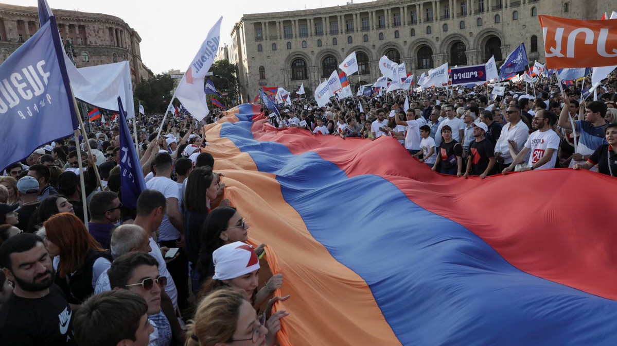    Фото: STEPAN POGHOSYAN, источник: REUTERS