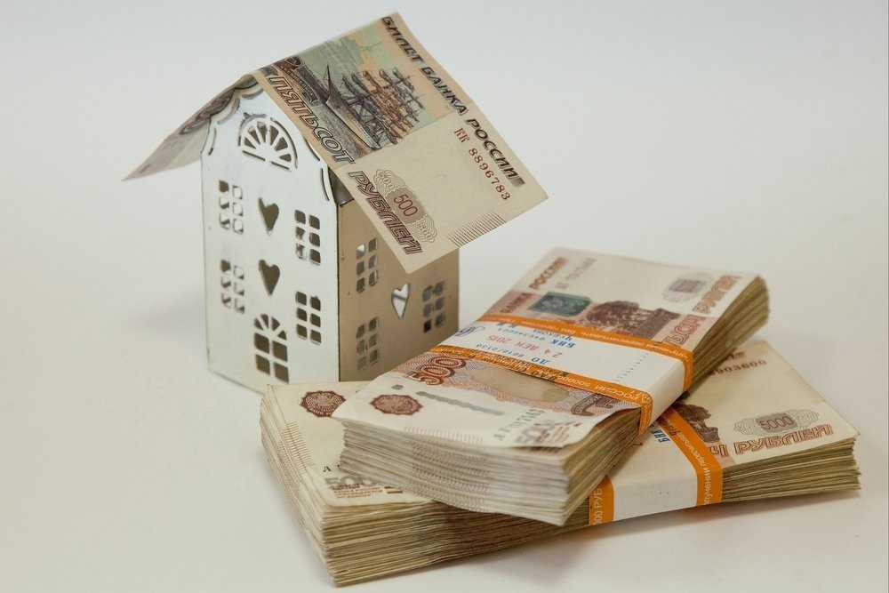    Размер первоначального взноса варьируется в зависимости от программы (обычно 10-30% от стоимости недвижимости), а в некоторых случаях можно обойтись и без него. / Фото: Владимир Аносов / "РГ"