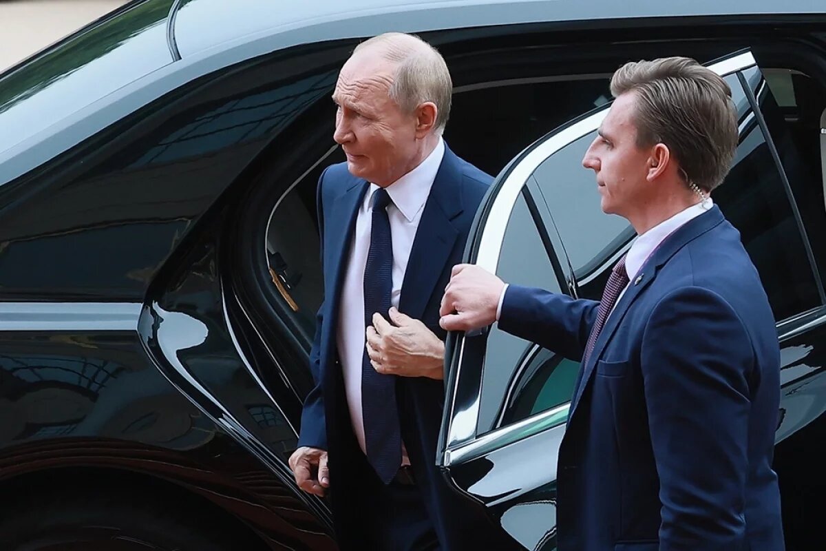    Эксперт Фонарев: Моди сел в «Аурус» Путина из-за особых условий переговоров