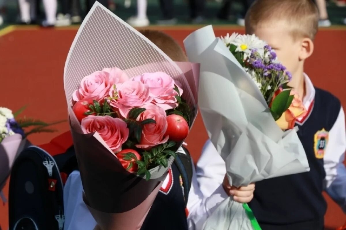    В омской мэрии ответили на инцидент с падением в обморок школьников