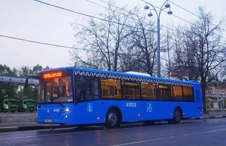 Автобус т15.