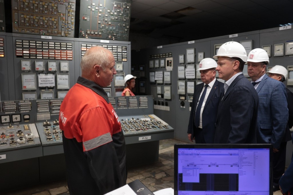    CREATOR: gd-jpeg v1.0 (using IJG JPEG v62), quality = 90 Светлана ГОРЯЧЕВА