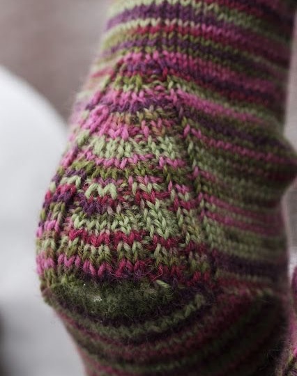 Осень и носочки: новые техники, старые традиции