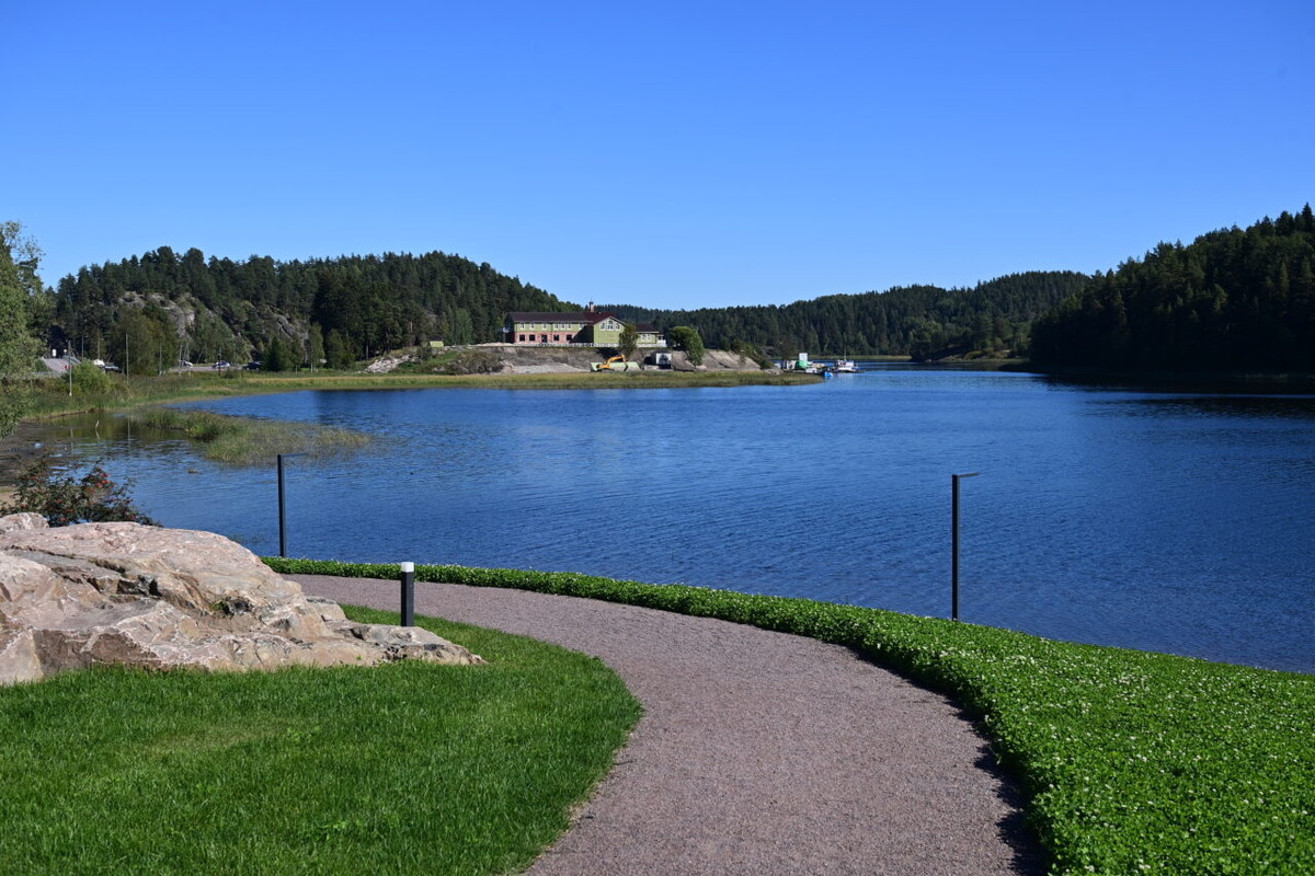    Набережная поселка Куркиеки. Фото: «Республика» / Сергей Юдин