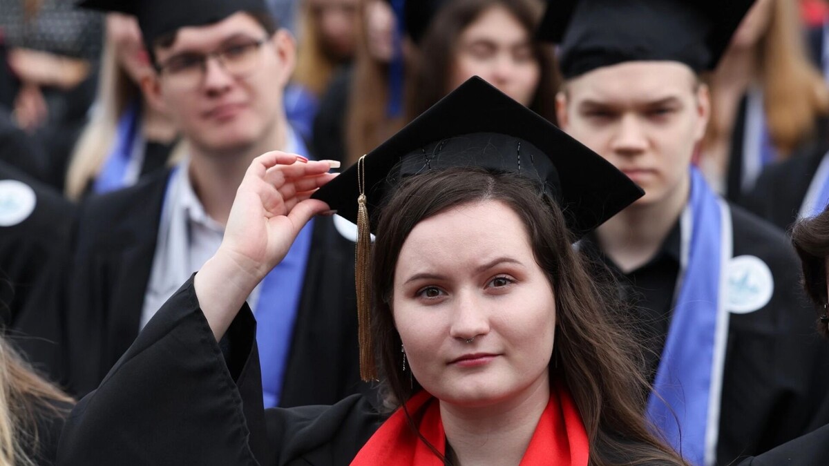 Инженеров и студентов научных специальностей ждет распределение после вуза. Автор: Валерий Шарифулин, фото: ТАСС