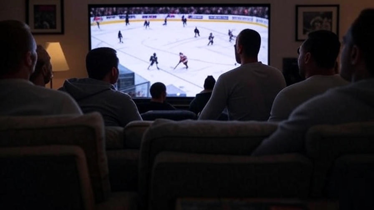    2 сентября 2025 года будут сыграны очередные матчи. Фото: ИИ