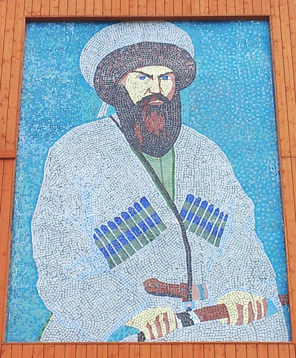 Мозаичный портрет Шамиля на площади Гуниба. Фото автора