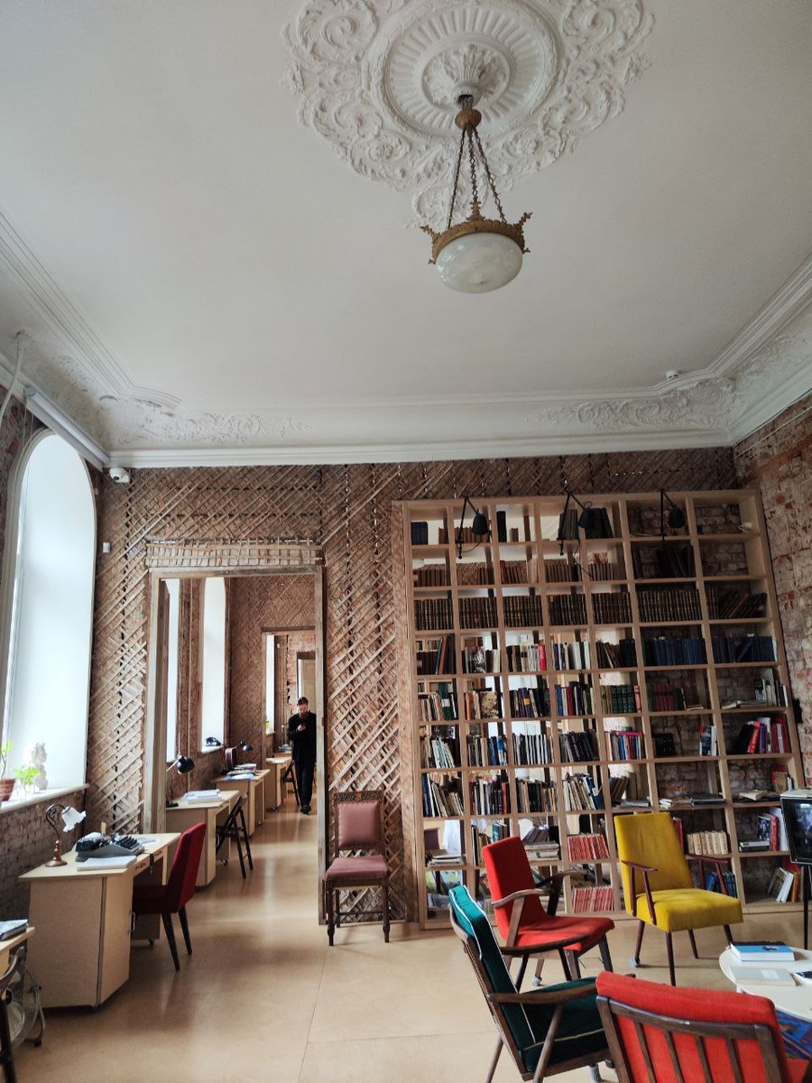 Смежная коммунальная квартира - выставочная экспозиция