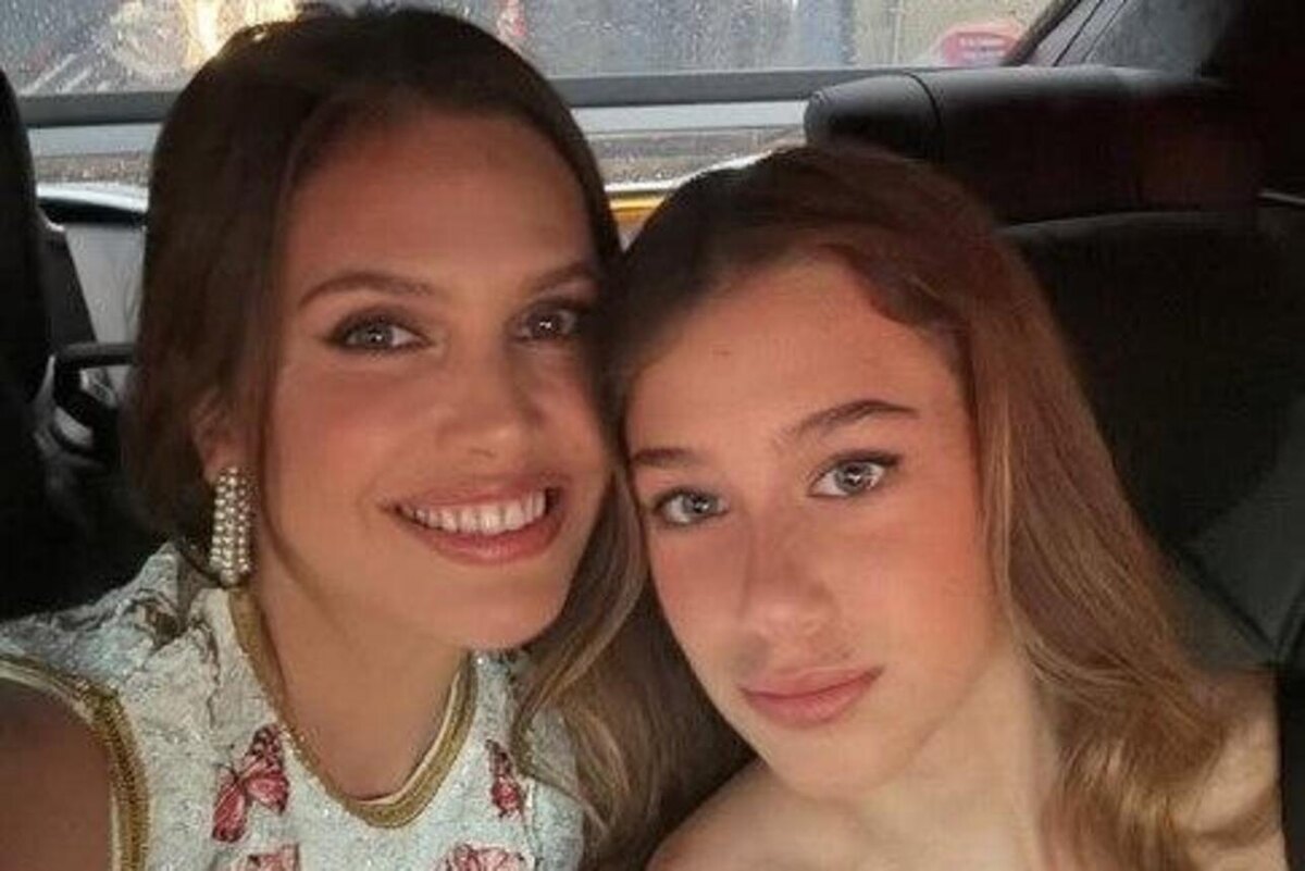    Даша Жукова показала повзрослевшую дочь Социальные Сети