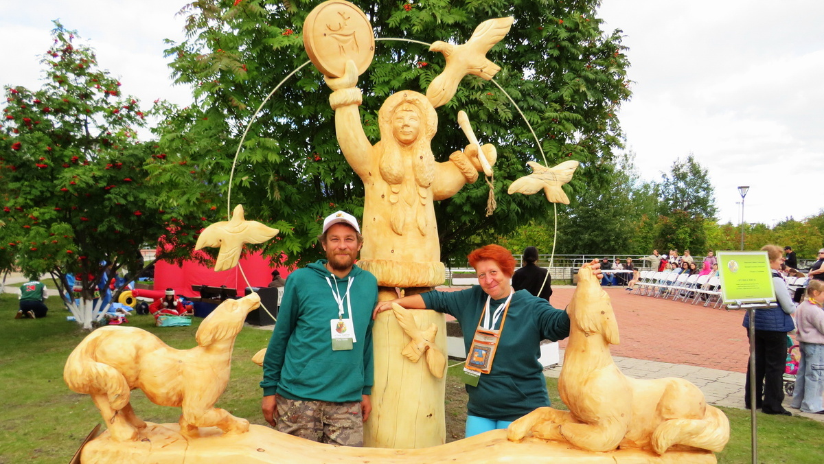    В Когалыме выявили мастеров-победителей первого межрегионального фестиваля деревянных скульптур