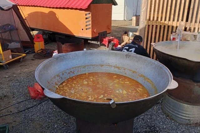    Порция арктической заебурихи — густого поморского супа — обошлась в 500 рублей. Фото: АиФ на Мурмане/ Марина Дедюх