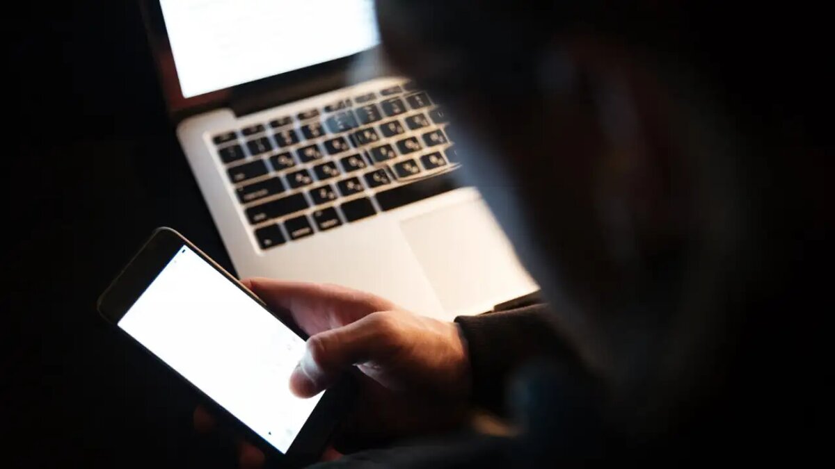    Мошенники. © ru.freepik.com