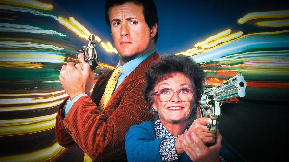 Стой! Или моя мама будет стрелять (1992) - в главной роли Сильвестр Сталлоне