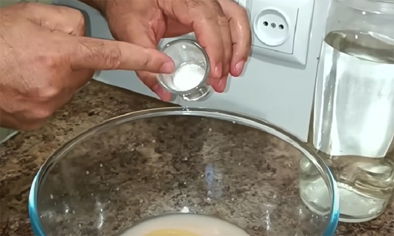 Пышный хлеб без замеса: быстрый рецепт для домашней духовки