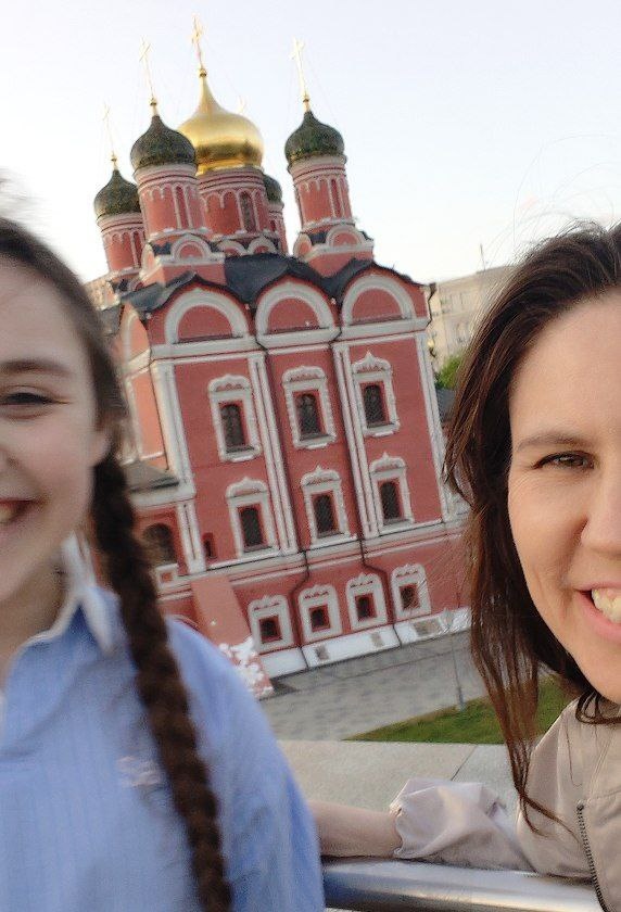 Фото носит иллюстративный характер. Это мы дома, в Москве.