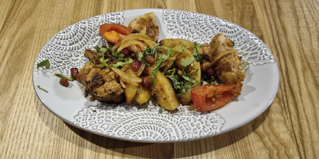 Бистро "Лодочка" в Б.Гнездниковском переулке: бизнес-ланч за 690₽ [обзор]