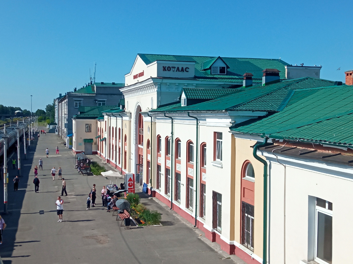 Здание вокзала Котлас-Южный