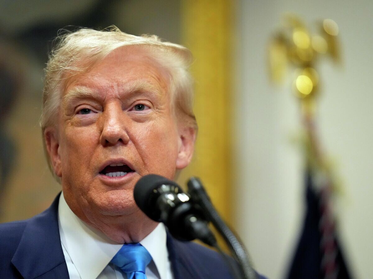    Президент США Дональд Трамп© AP Photo / Mark Schiefelbein