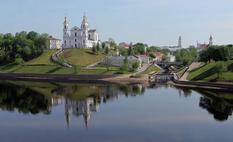     Набережная реки Двина в Витебске. © РИА Новости. Андрей Александров