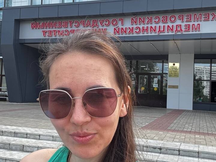 А я вам рассказывала что я в медицинскую академию поступила