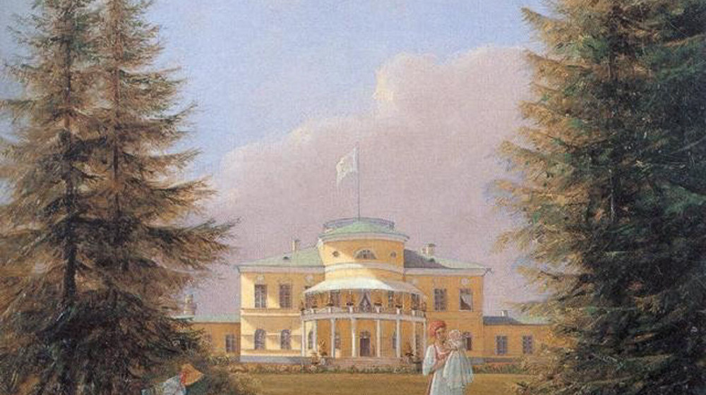    Финансист с Рублевки купил заброшенную усадьбу и сделал из нее дворец. Удалось посмотреть, что внутри