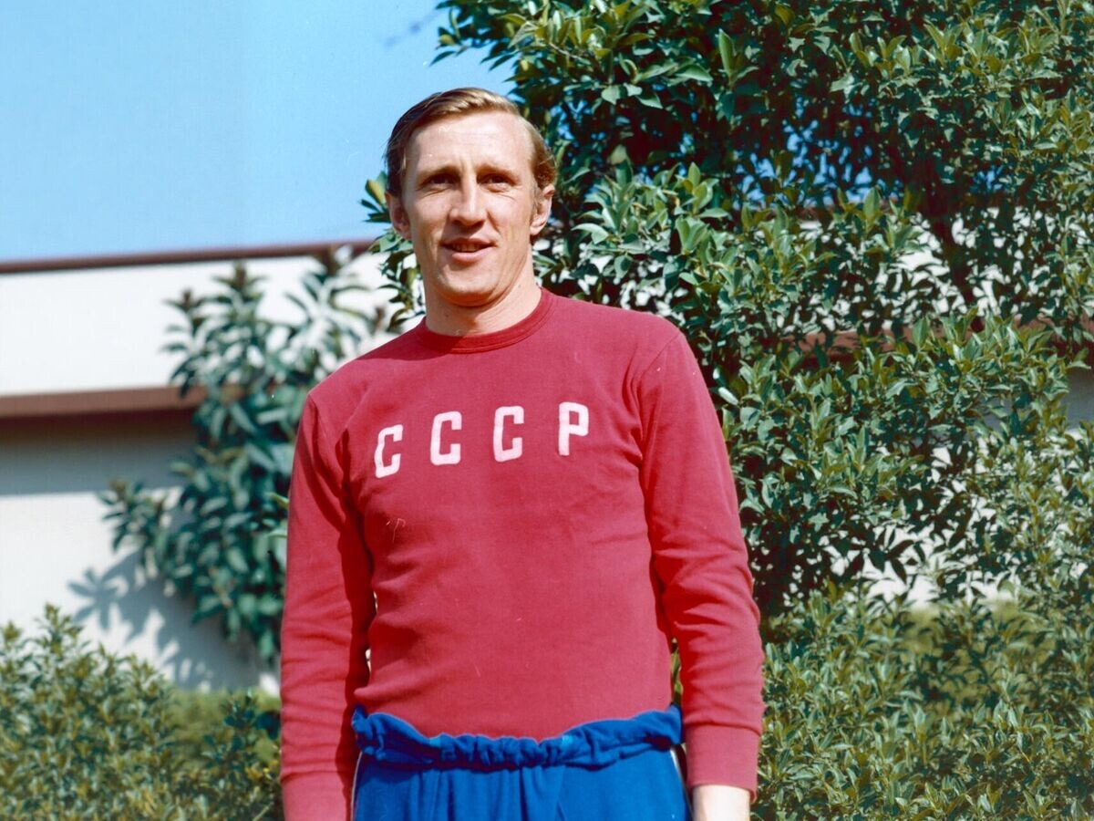    Защитник и капитан команды ЦСКА и сборной СССР по футболу Альберт Шерстнев© РИА Новости