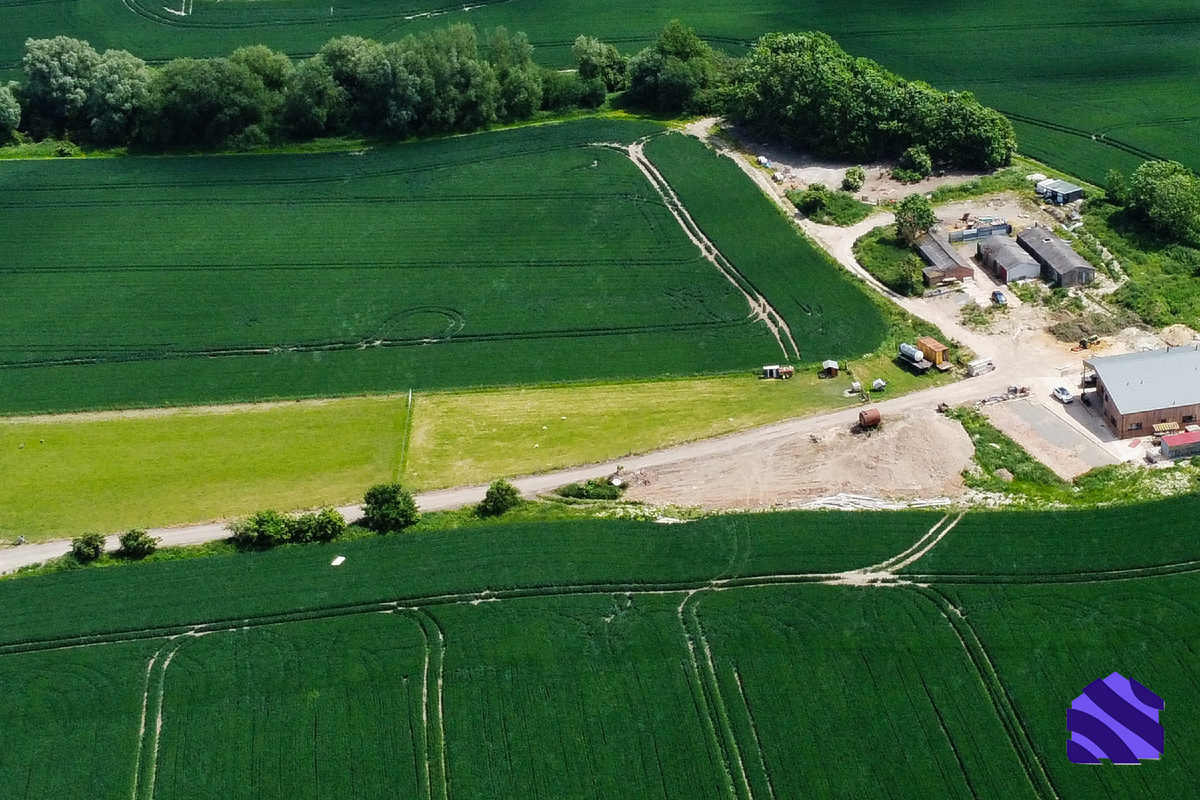 Земельный участок 