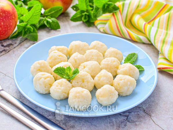 Всё готовится за 10–20 минут: простые и вкусные завтраки с яблоками, которые с удовольствием ест семья