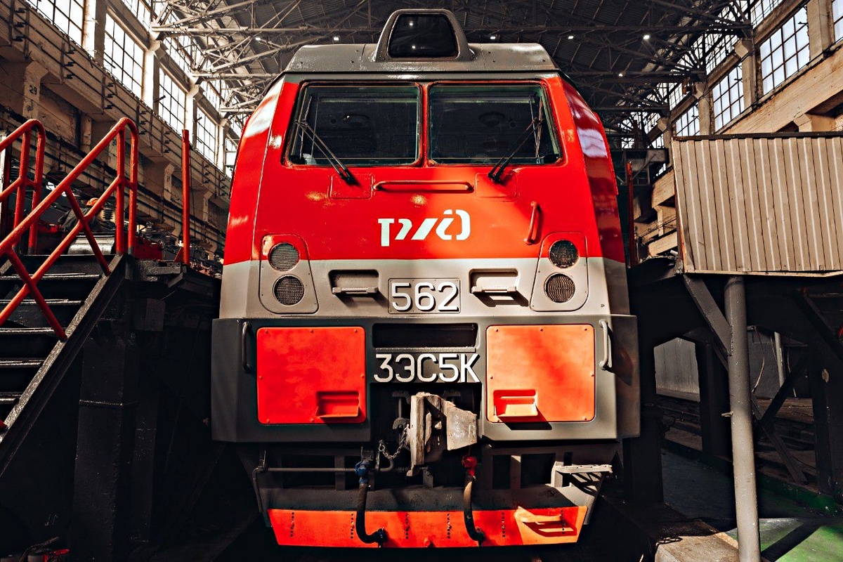 Постановка Локомотива серии 3ЭС5К на капитальный ремонт в условиях завода