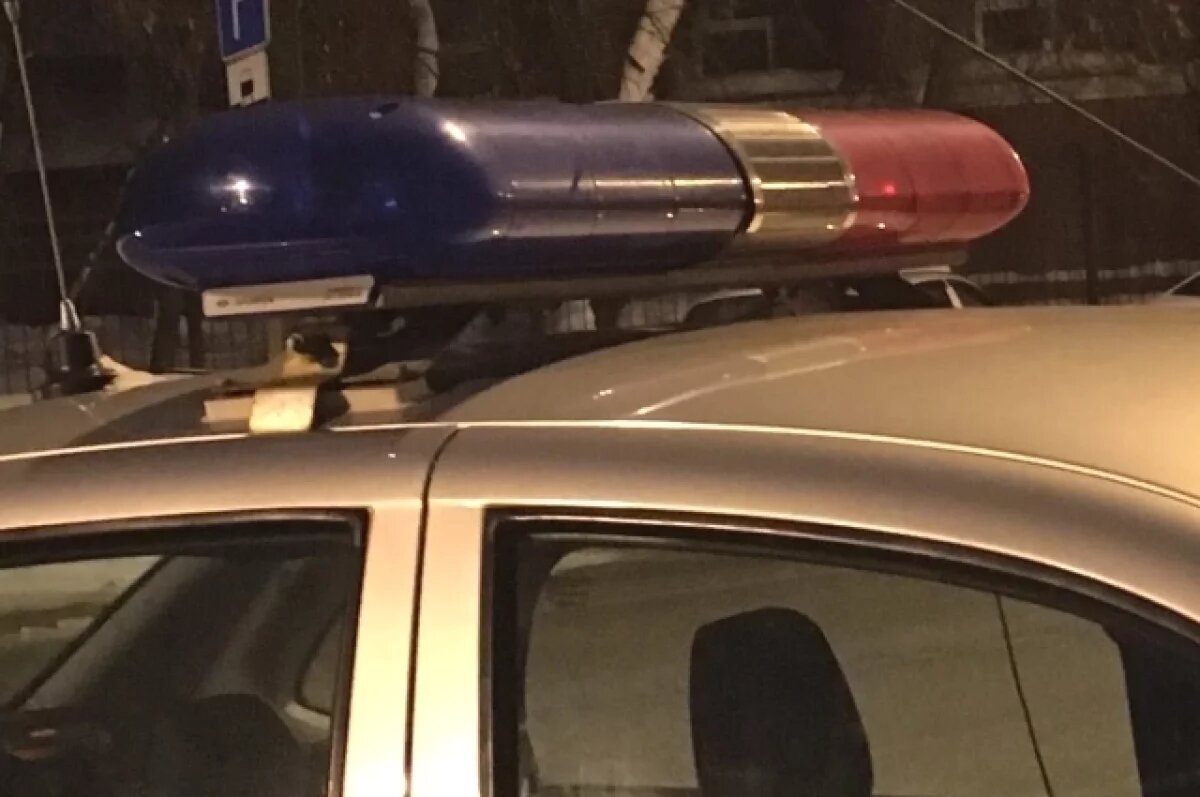    К месту аварии подъехали сотрудники госавтоинспекции.