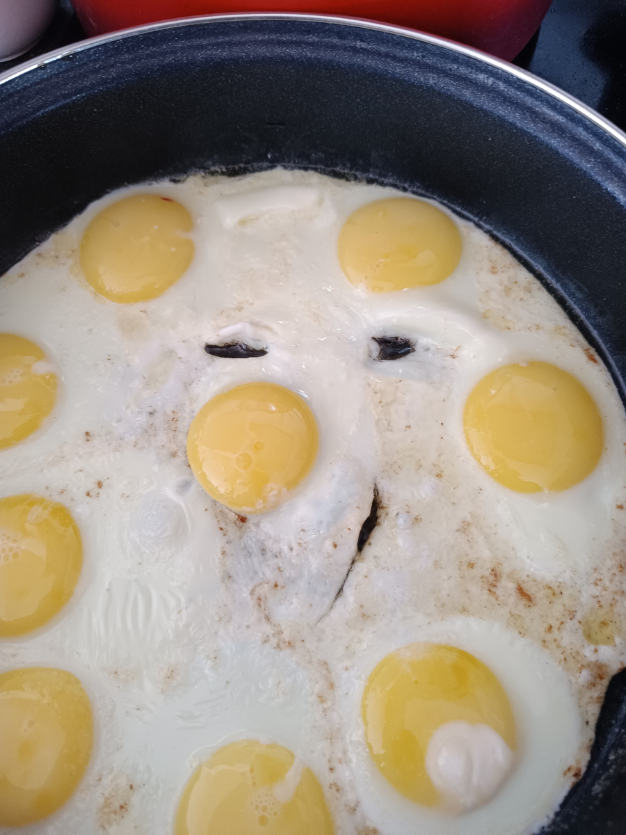 Утром нам улыбнулась яичница