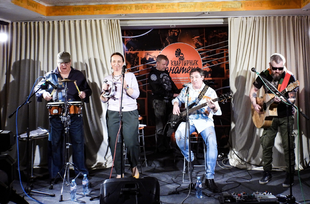 Группа SHORTDRINKS (Екатеринбург). Трибьют Нику Рок-н-Роллу. Фото из ВК-сообщества группы