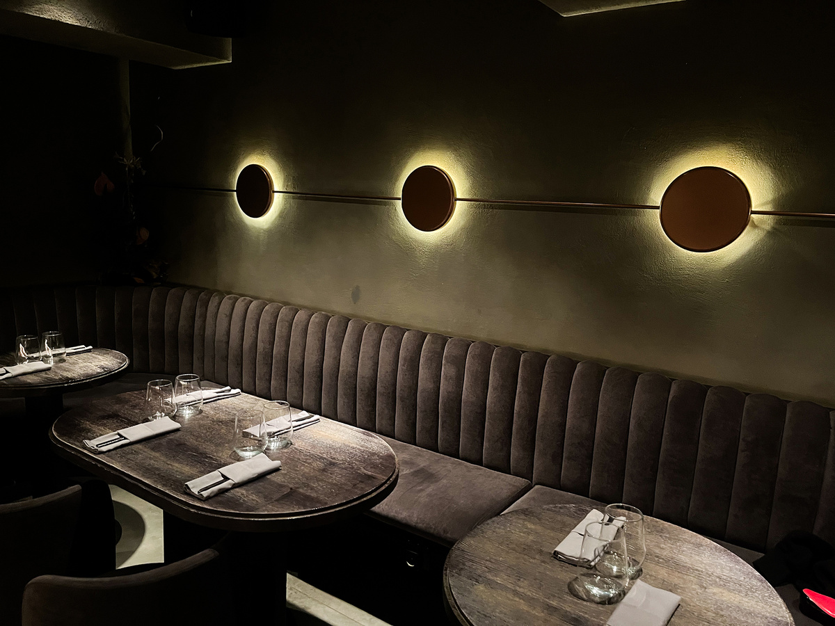 Освещение бара →