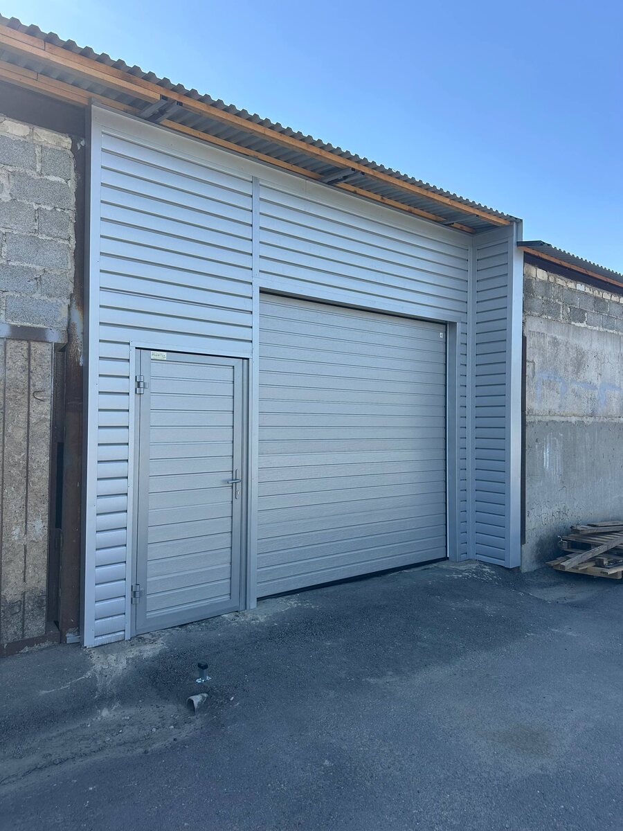 Секционные ворота с электроприводом — современное решение в Ставрополе!