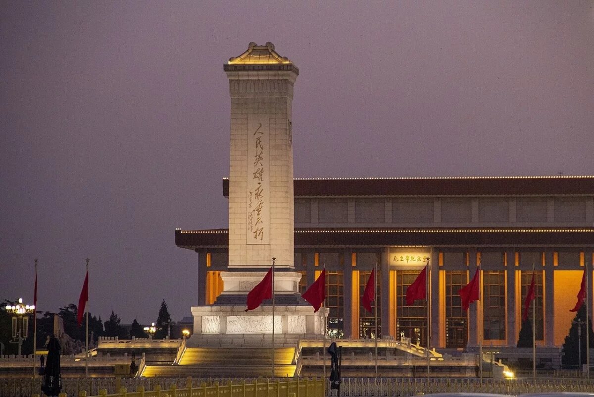    Журналисты начали прибывать на место проведения военного парада в Пекине