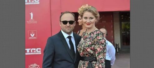 В браке родилась дочь и сын