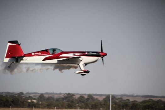 Самолёт "Экстра ЕА300. ! фото: картинки яндекс.