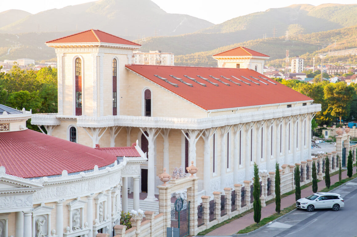 Листайте вправо, чтобы увидеть больше изображений