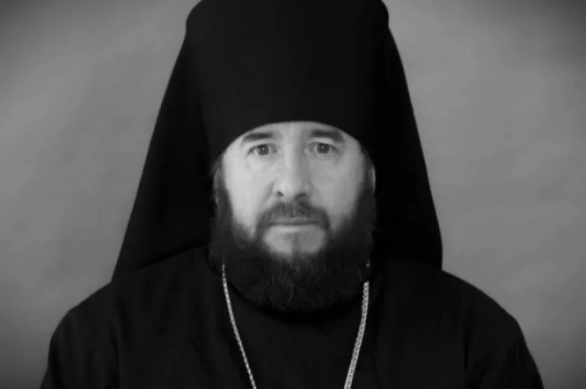    Странные обстоятельства.