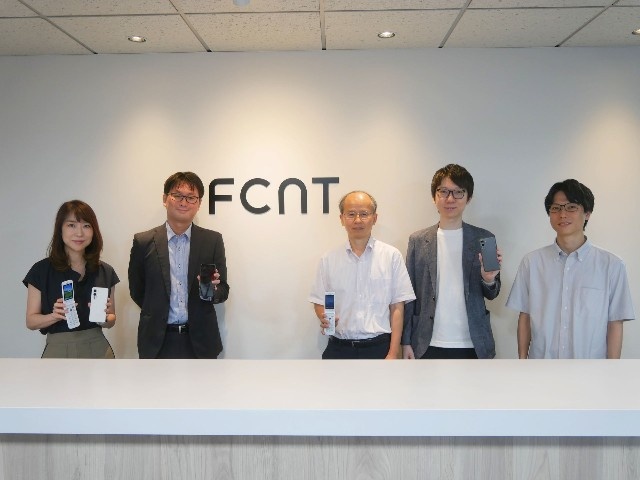 FCNT arrows Alpha: интервью с разработчиками о новом "хай-энд" смартфоне за 80,000 иен