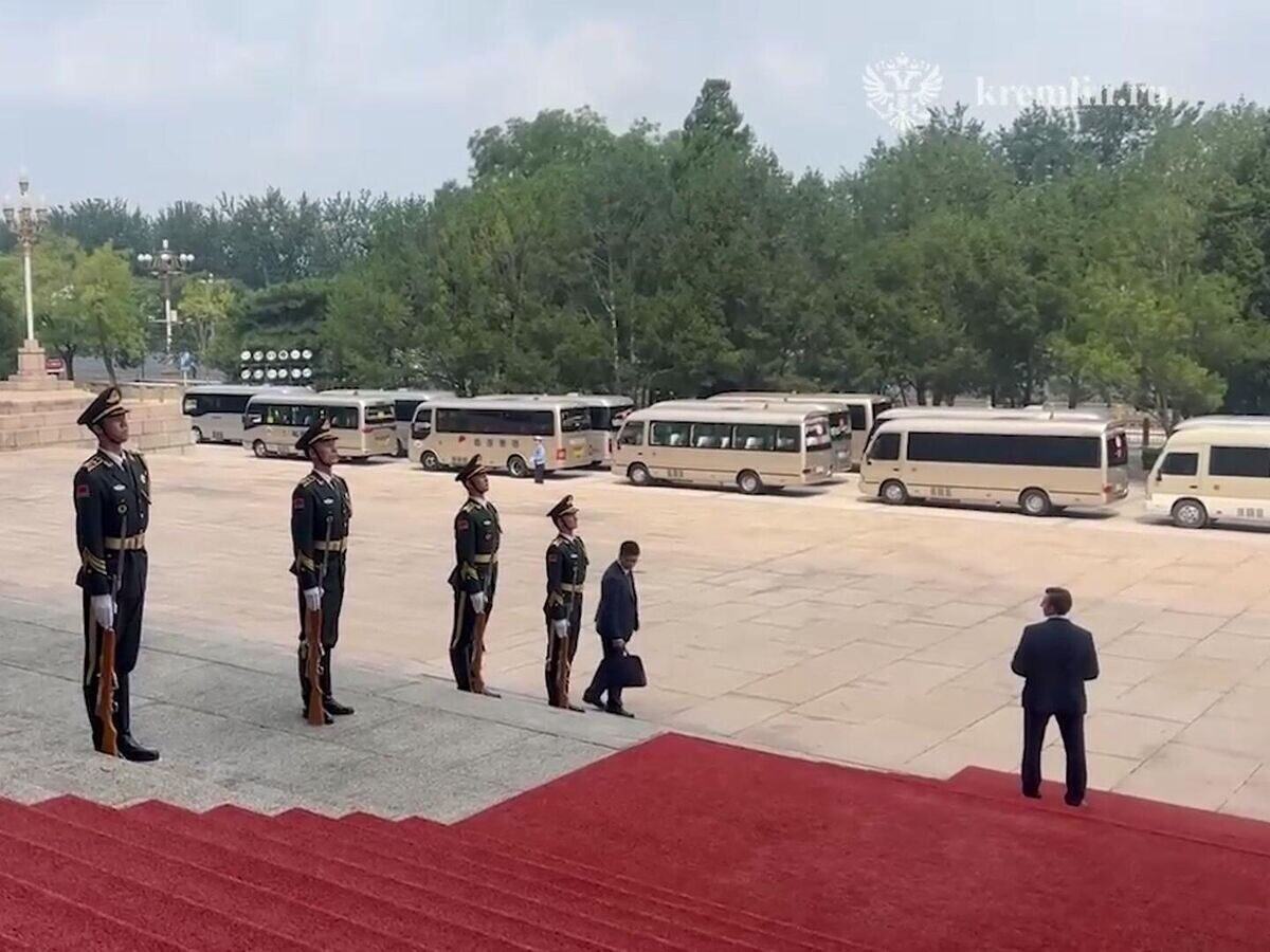    Прибытие Путина на торжественный прием после парада в Пекине© kremlin.ru