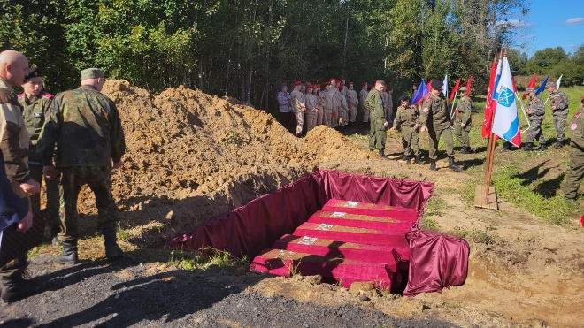 Останки 167 бойцов Красной Армии предали земле в Киришском районе