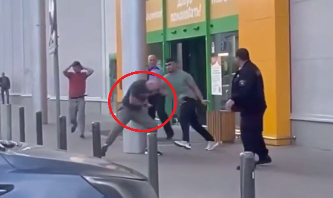 Полицейский в гражданском был с травматическим пистолетом, но банду это не остановило. Скрин видео тг-канал Zergulio.