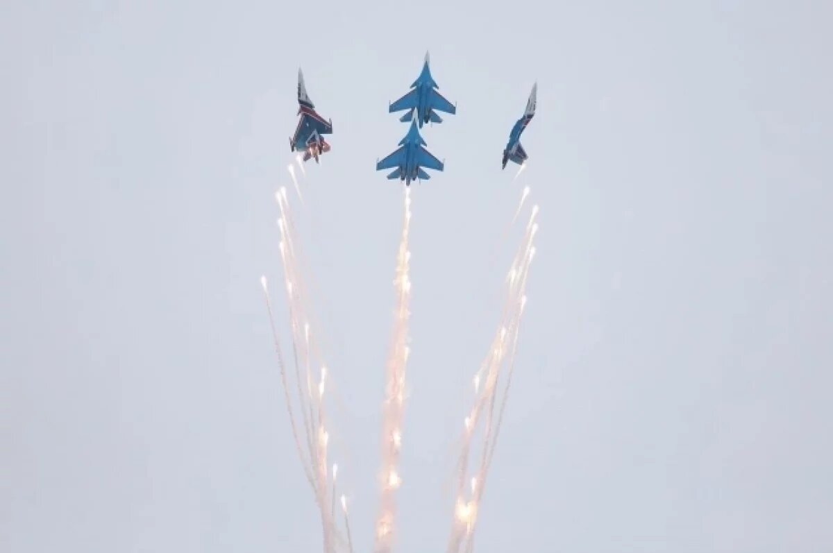    Авиашоу стало гвоздём программы.