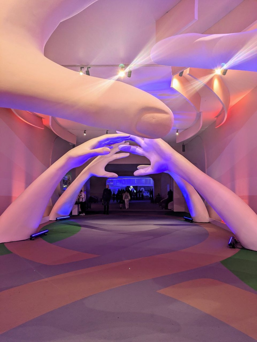 Вход на выставку со стороны ГУМа. Здесь и далее: фото дзен-канала История одного ремонта и что было после