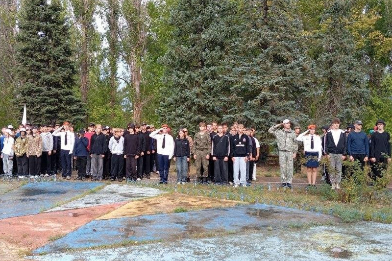    На церемонии открытия профильной смены (фото: Камышинская городская дума)