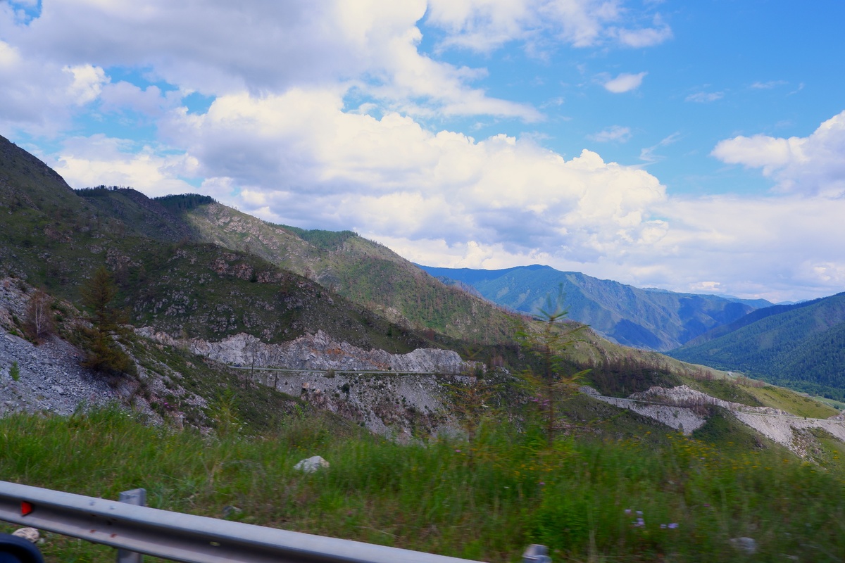 Спуск с Чике-Тамана