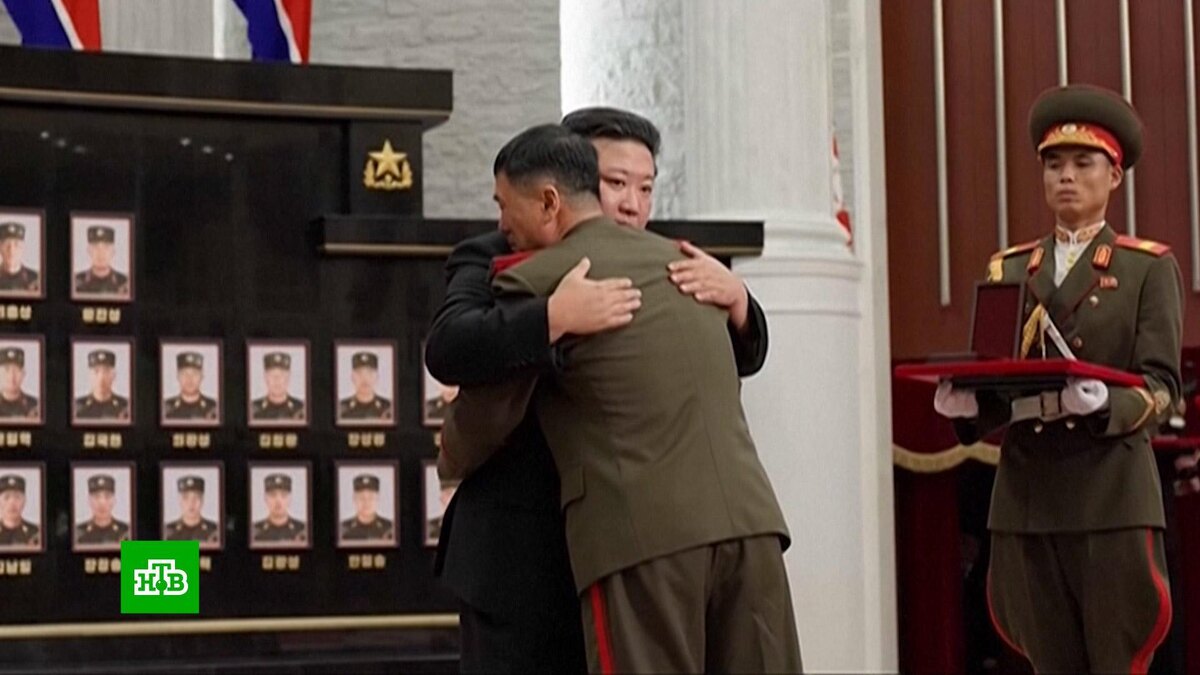    Ким Чен Ын наградил участников операции в Курской области